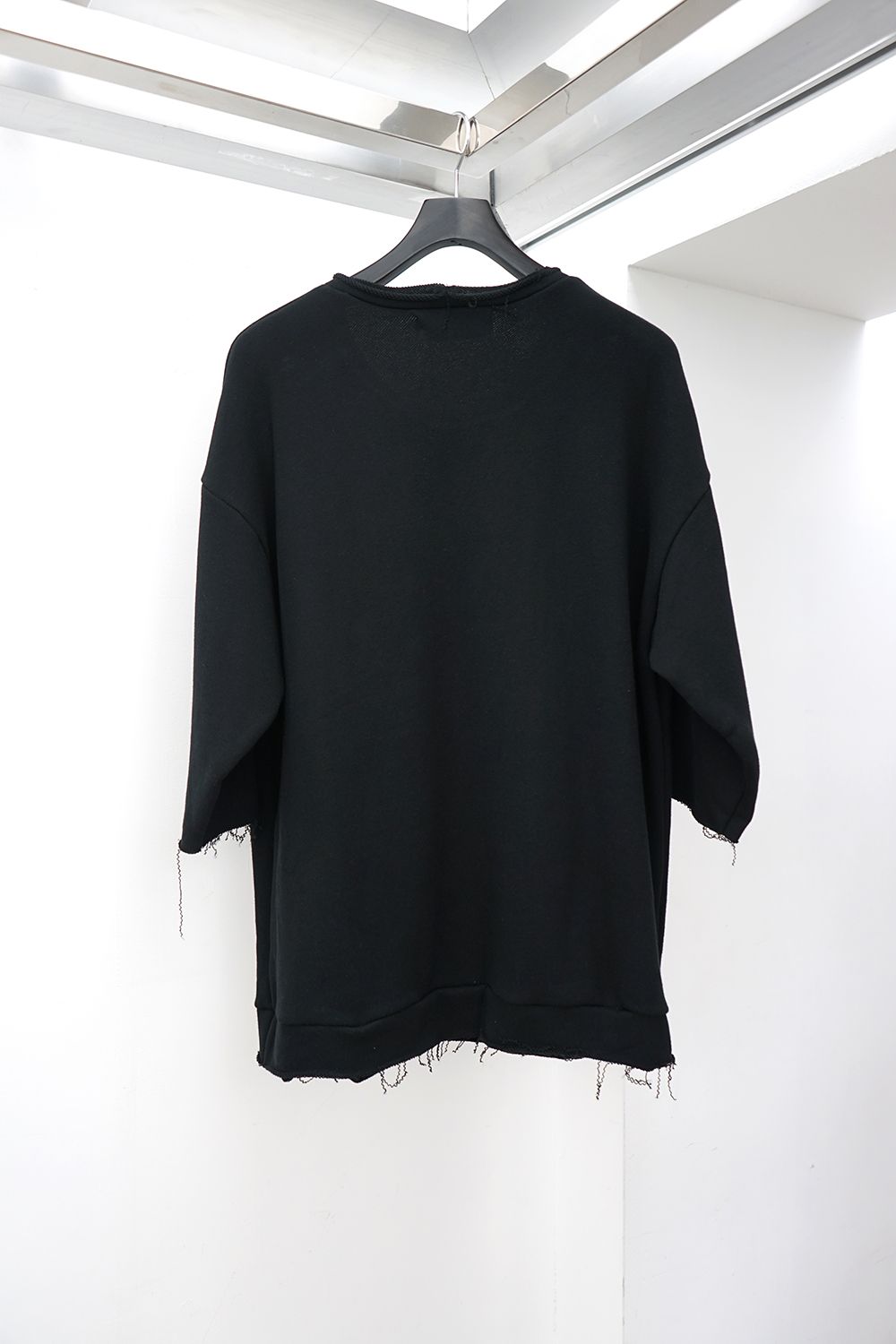 Cut-Off 3/4-Sleeve Sweatshirt