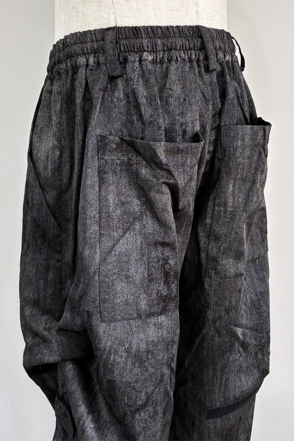 TUCK WIDE / ブラック