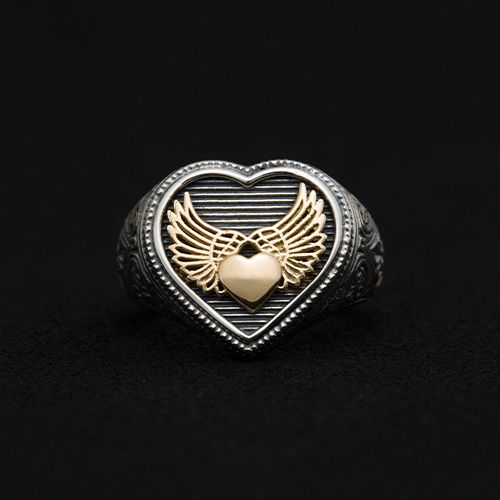 Winged Heart Ring / GR139