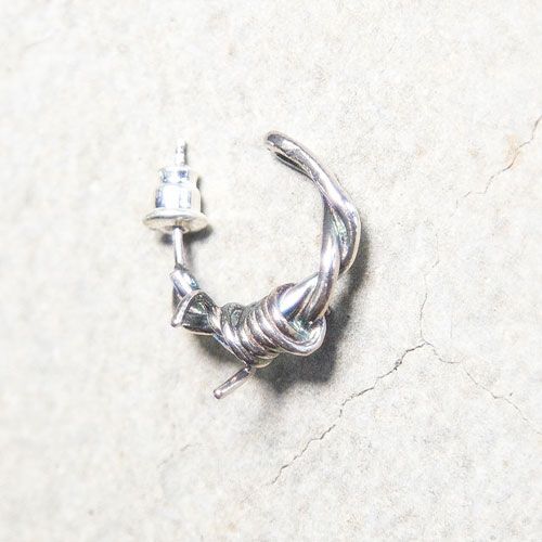 スパインピアス / SPINE PIERCE