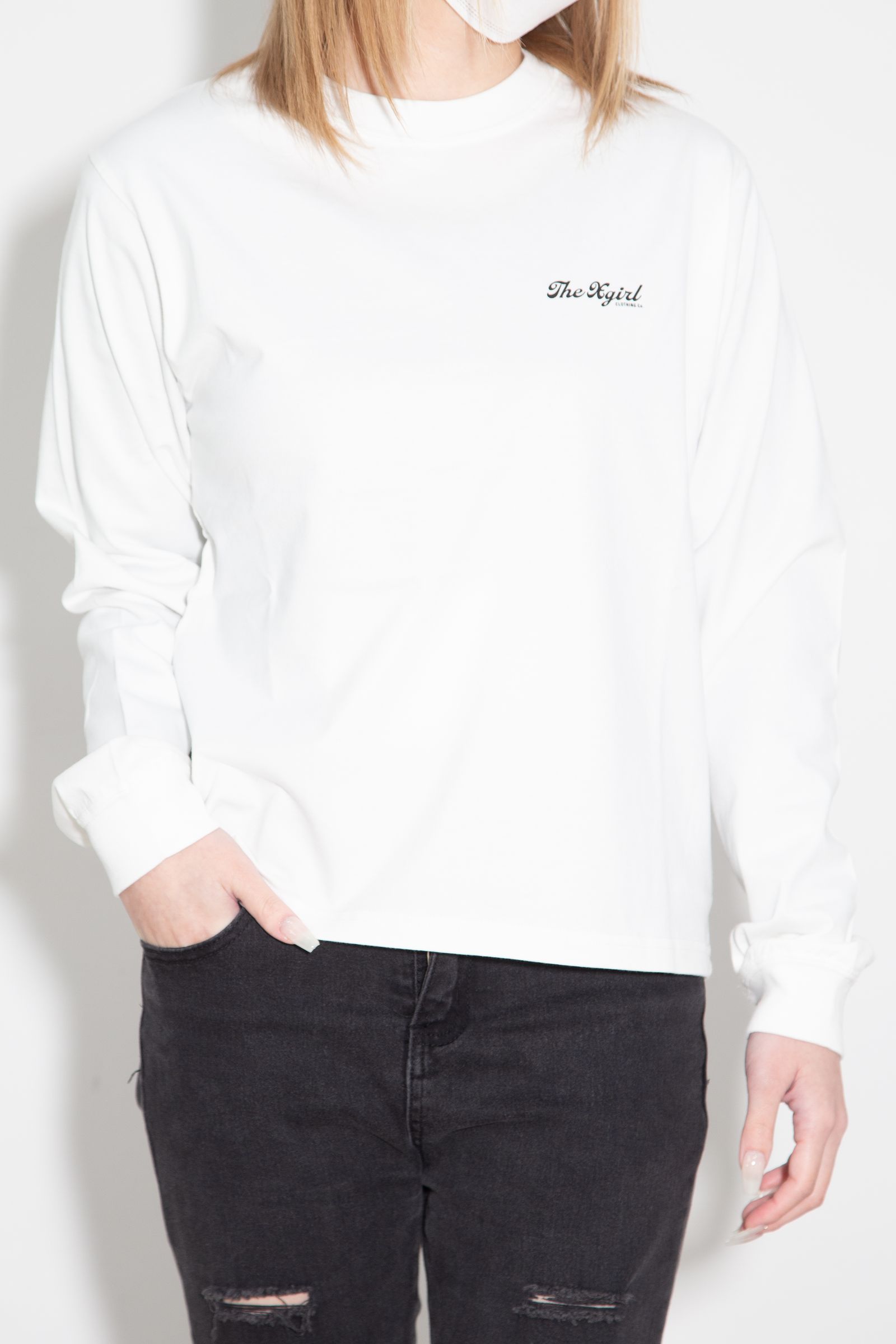 ARCH LOGO AND FACE L/S TEE / ホワイト