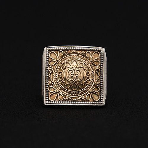 Monastiraki Square Ring / GR040