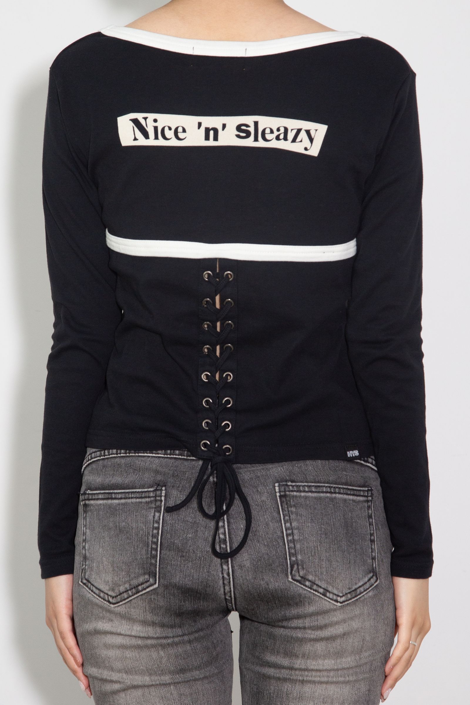 [ラスト1点] BUNNY GIRLレースアップ チビTシャツ / ブラック