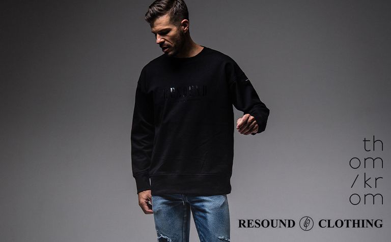 肌寒いくらいの時のトレーナー+ジャケット。【thomkrom トムクロム × RESOUND CLOTHING リサウンドクロージング】