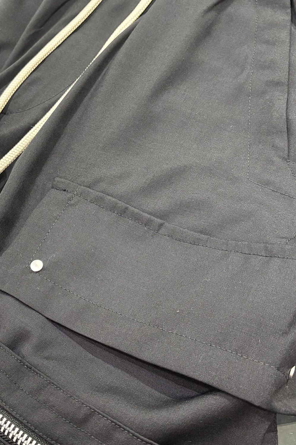 CARGO SHORTS / ブラック