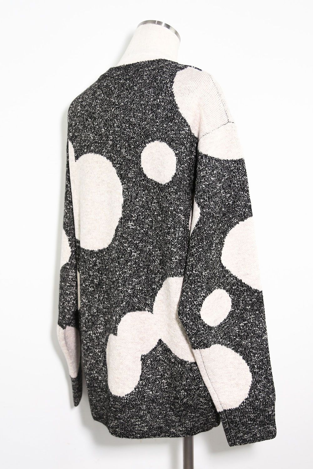 ドット模様リラックスフィットニット / Polka Pattern Knit Top / グレー×ベージュ / ag-8011