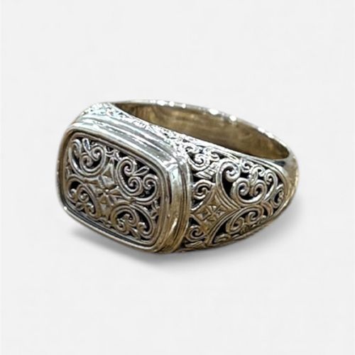 Mediterranean Ring in Sterling Silver / GR133