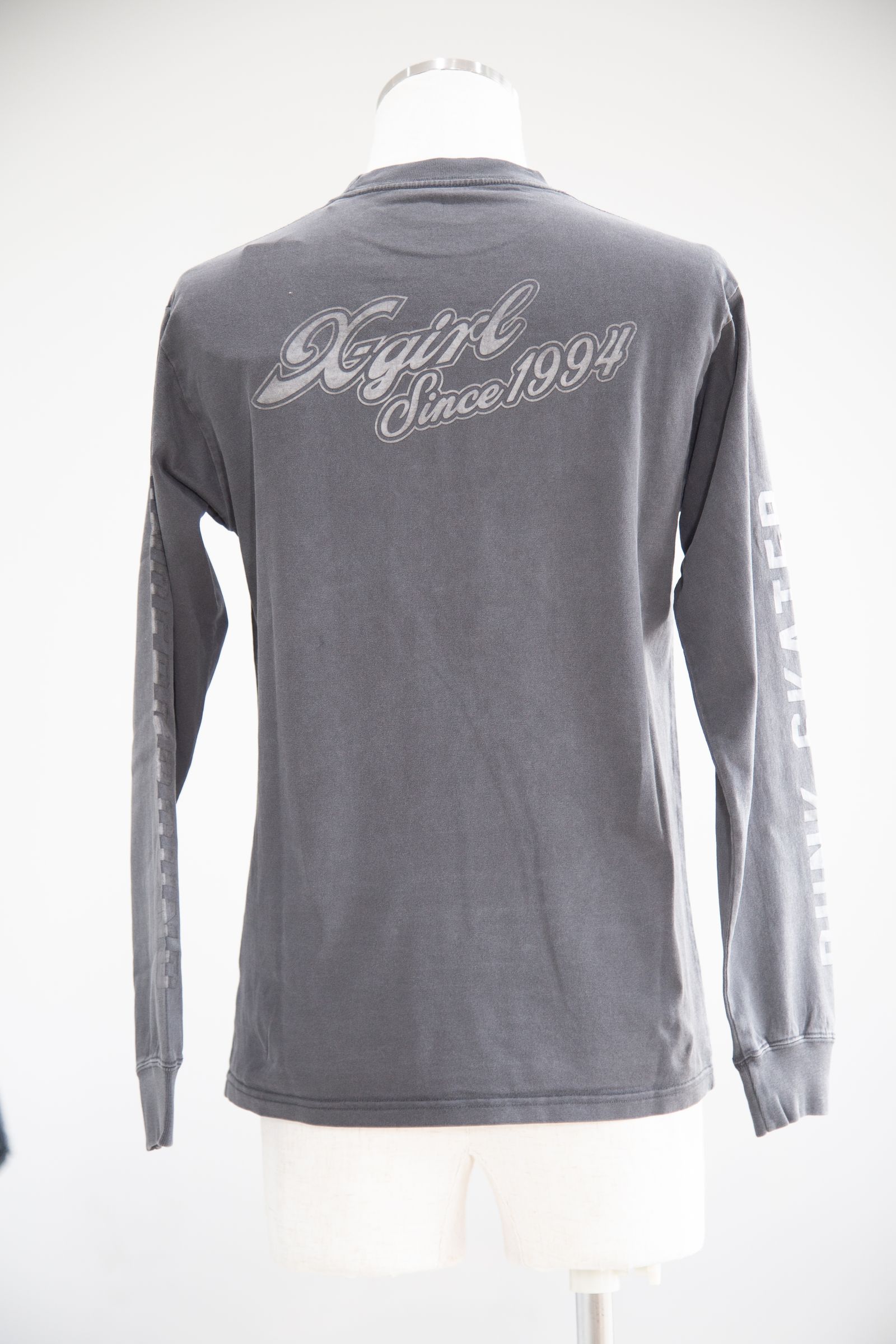 FACE & CURSIVE LOGO L/S TEE / ブラック