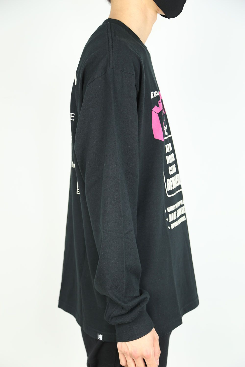 EXCLUSIVE! Tシャツ / ブラック
