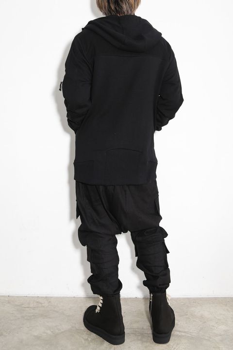 使い勝手の良いアルチザンTシャツ
