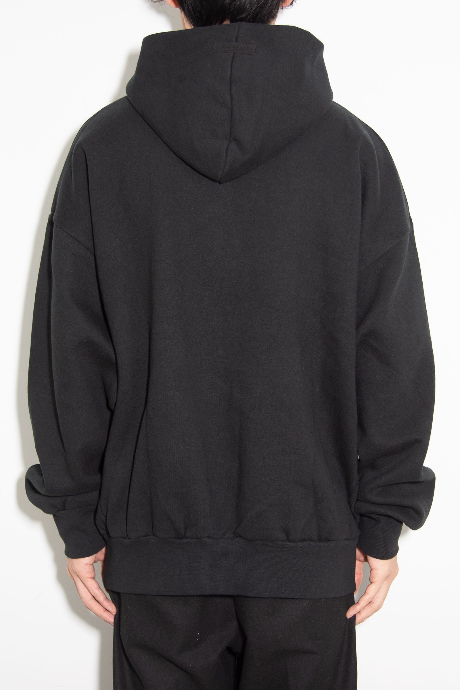 FOG ESSENTIALS - 23SS THE BLACK COLLECTION SWEAT HOODIE / ブラック