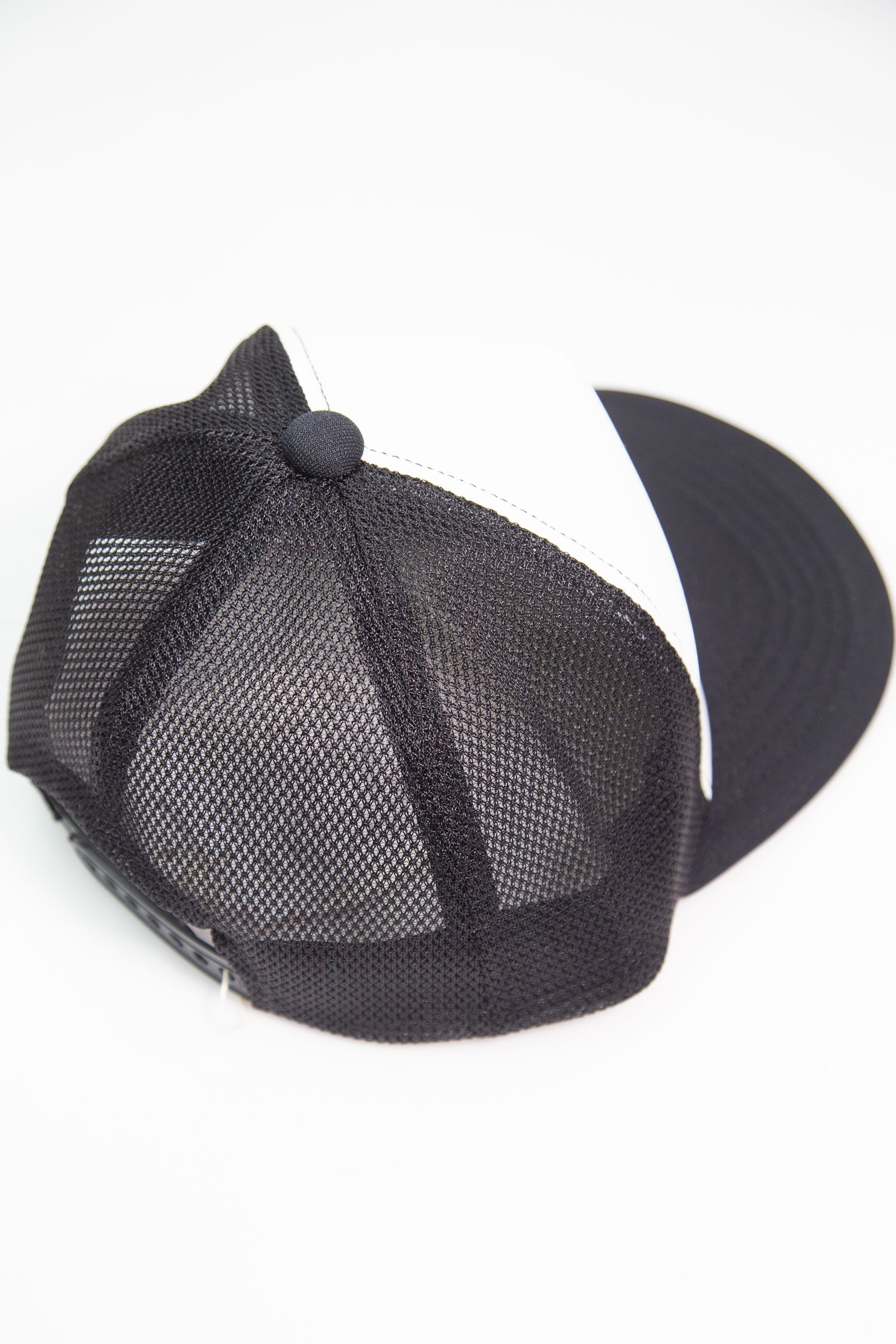 [購入は1人1点まで] BLACK CAT WOMAN メッシュキャップ
