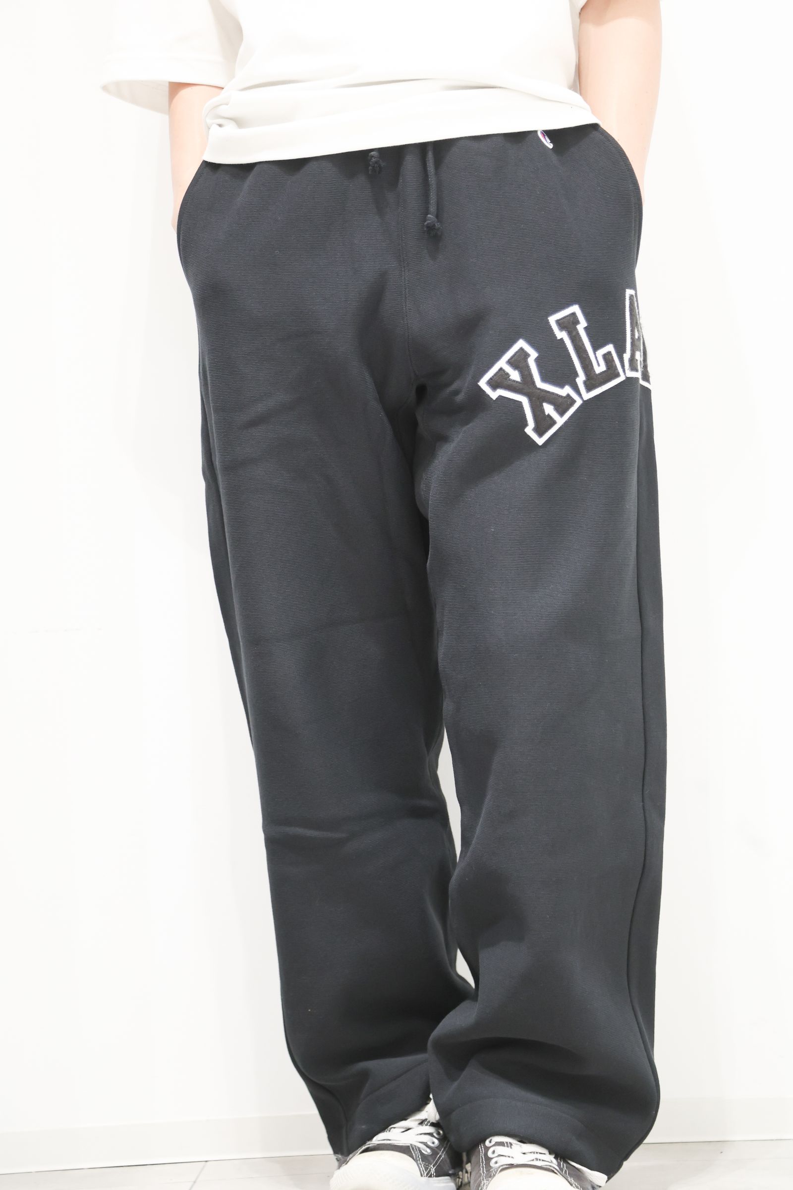 【セットアップ】XLARGE×Champion REVERSE WEAVE ZIP HOODED SWEATSHIRT・PANTS / ブラック