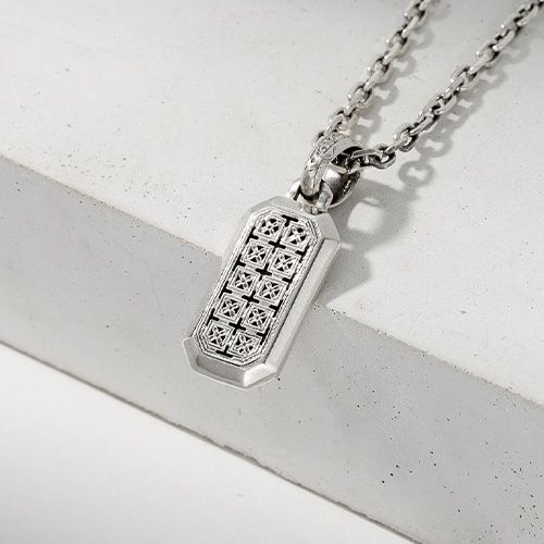 Pendant in Sterling silver  / GP045