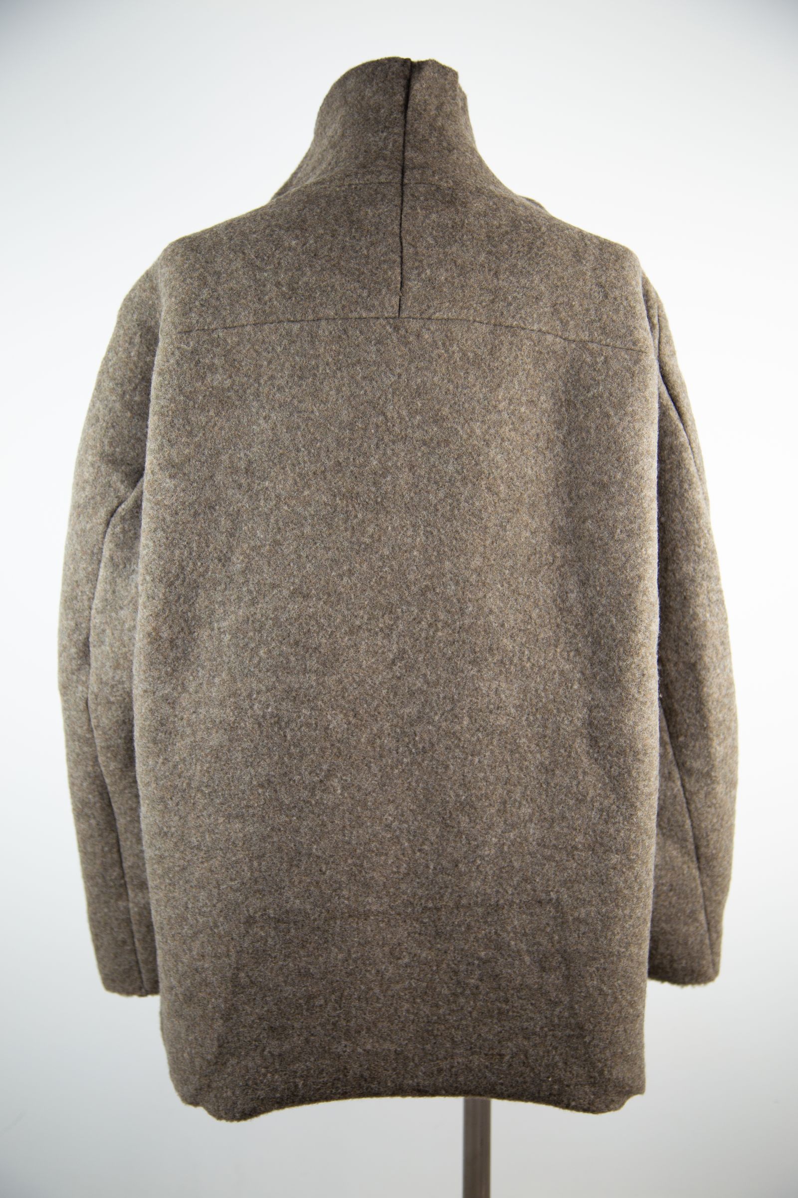 WO FLEECE BOTTLE NECK PULLOVER / ブラウン