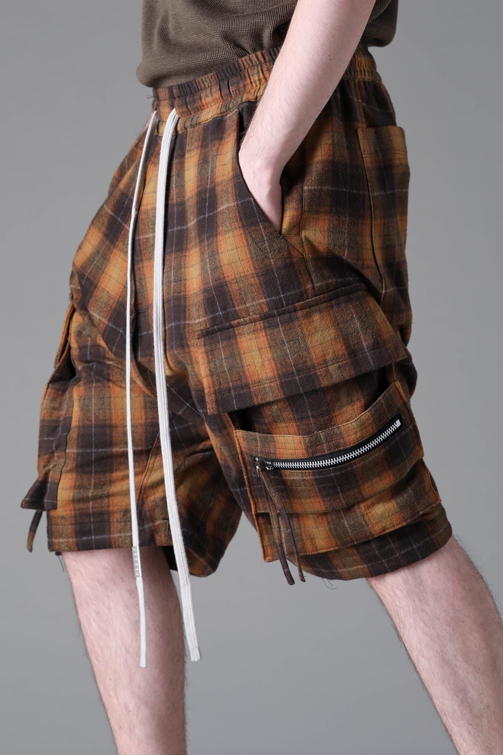 Plaid Sarouel Shorts
