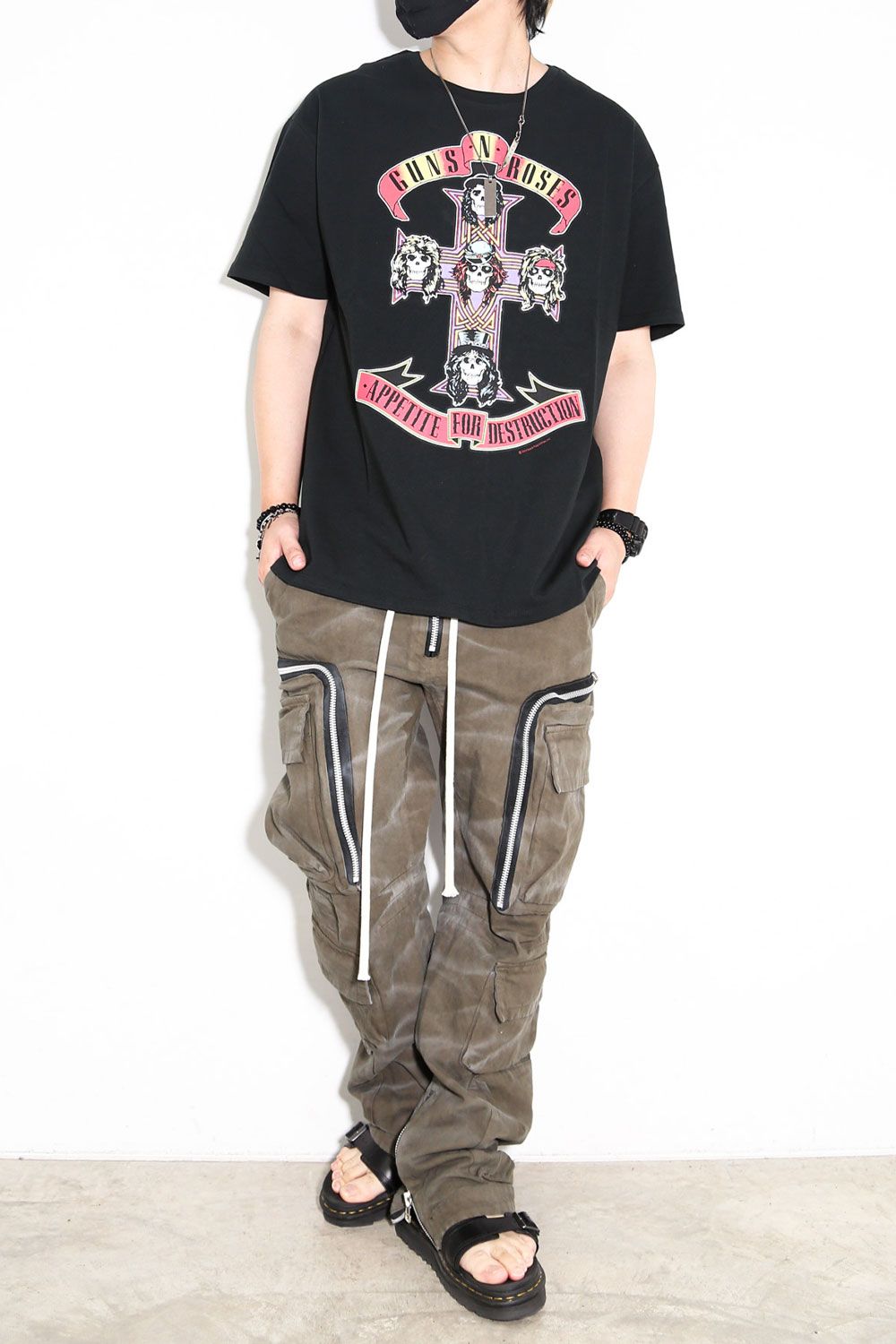 FOG ESSENTIALS - GUNS N ROSES S/S TEE / ブラック | Tempt