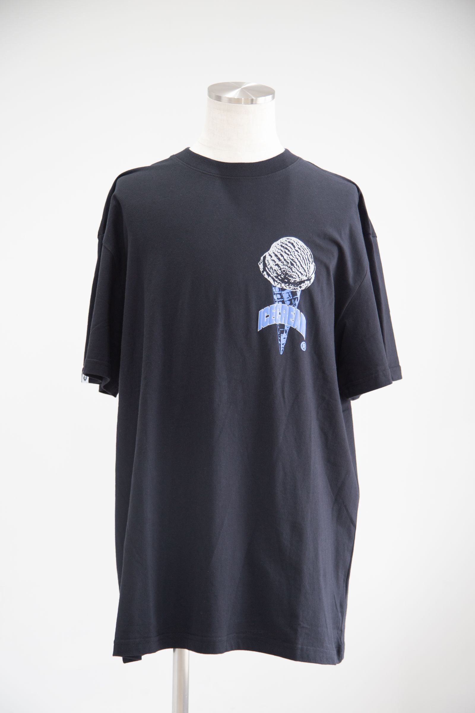 【ICECREAM】OUT OF THIS WORLD OVERSIZED T-SHIRT / SHALE
