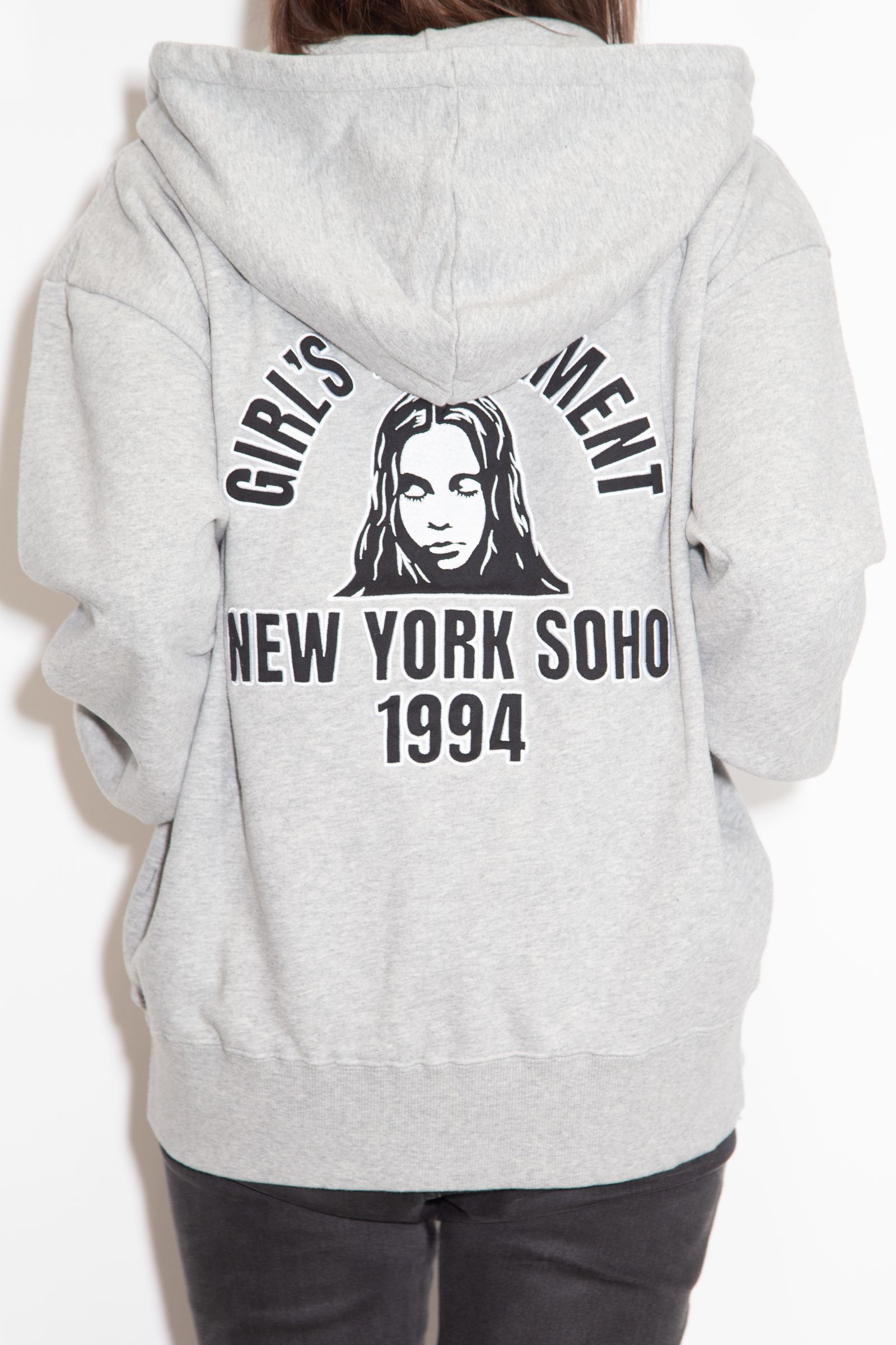 ARCH LOGO AND FACE PATCH ZIP UP SWEAT HOODIE / アッシュ