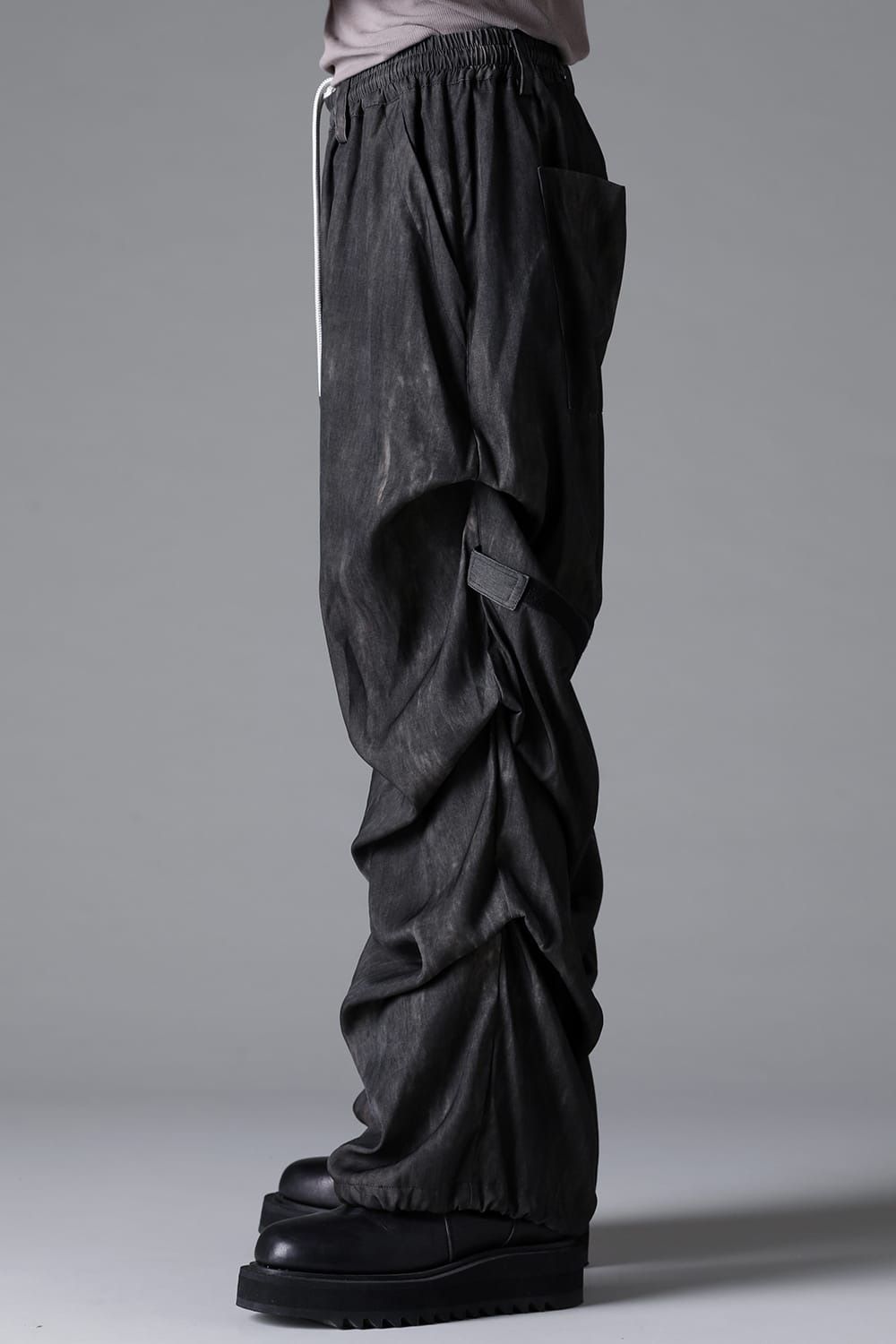 TUCK WIDE / ブラック