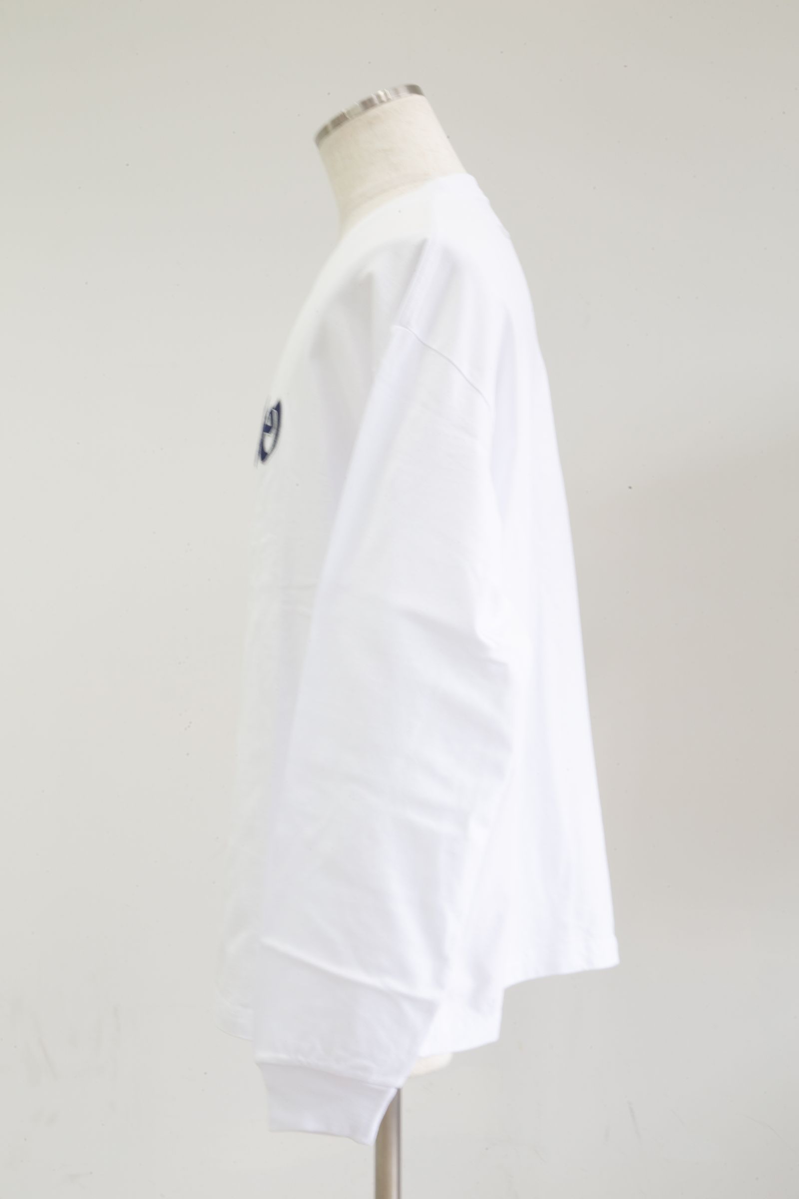 XL TAGGING L/S TEE / ホワイト
