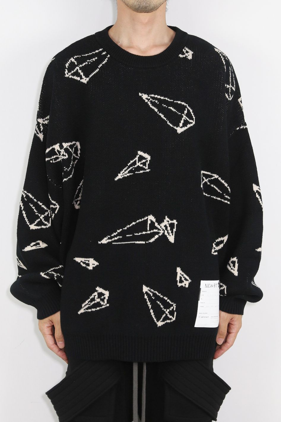 ピラミッド模様リラックスフィットニット / Pyra Pattern Knit Top / ブラック×アイボリー / ag-8009-1