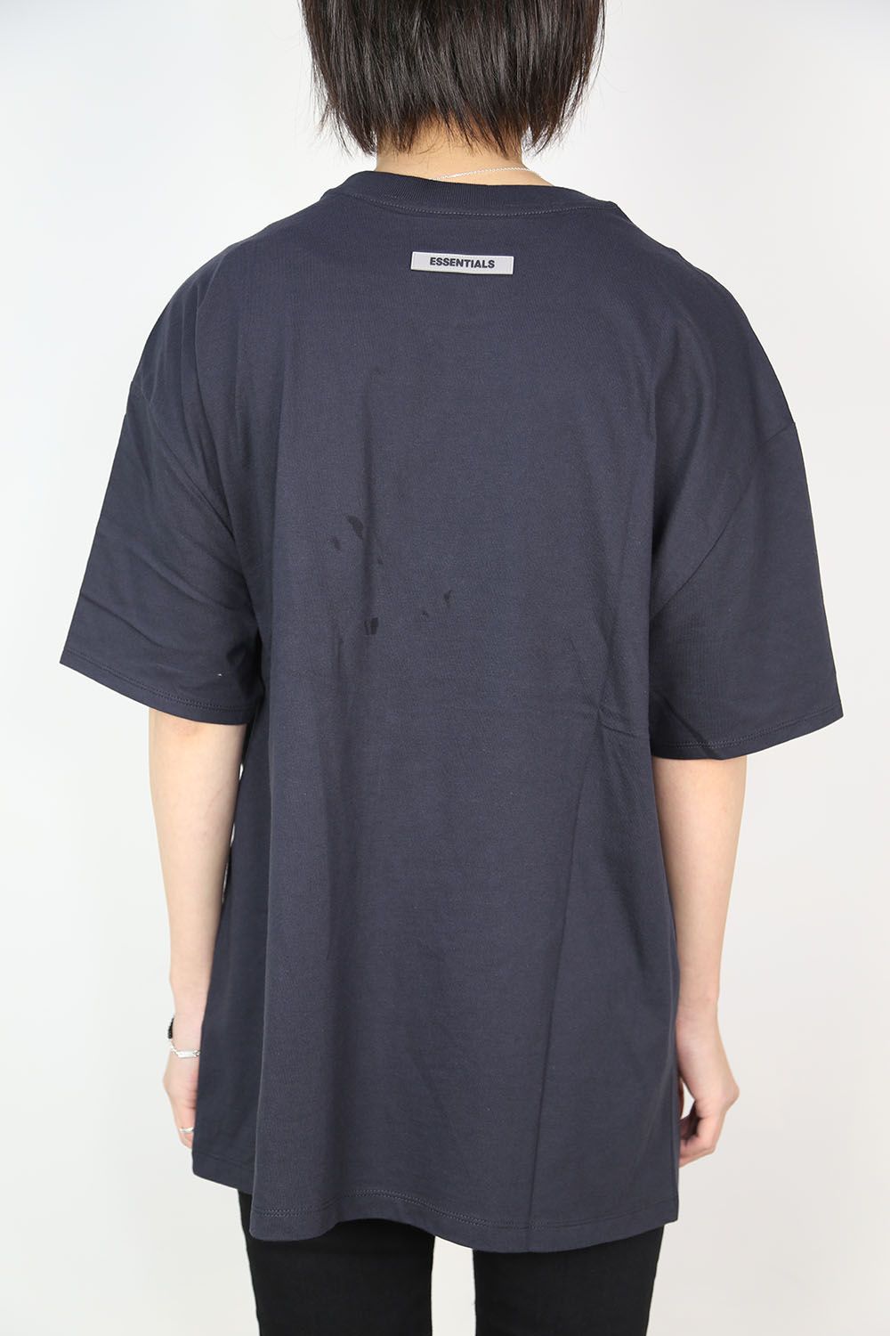 FOG ESSENTIALS - FRONT LOGO S/S TEE / ブラック | Tempt