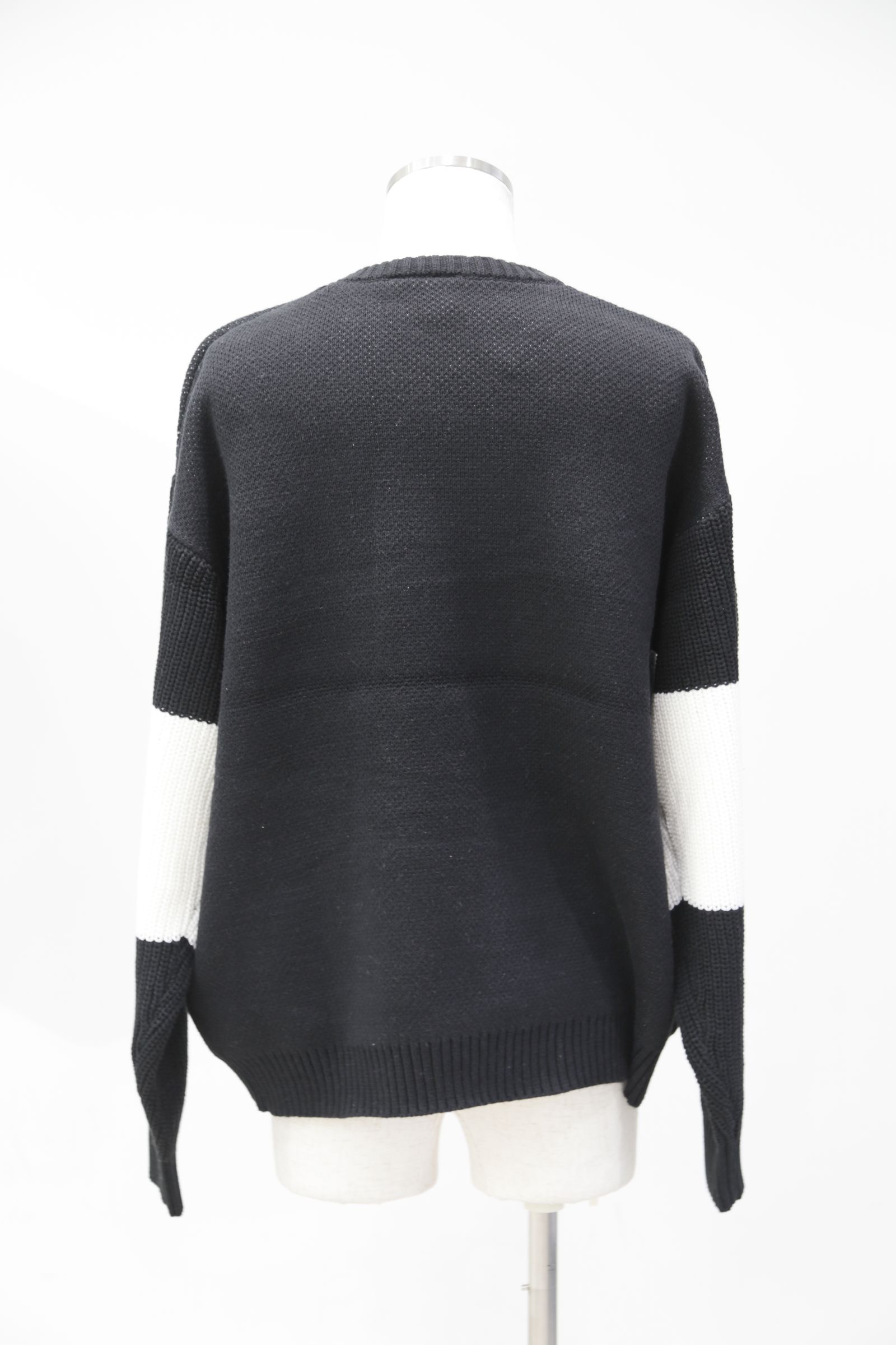 トップス X-girl エックスガール BICOLOR OVAL LOGO JACQUARD KNIT TOP / ブラック 返品交換不可 X-girl - ［ラスト1点］BICOLOR OVAL LOGO JACQUARD KNIT TOP