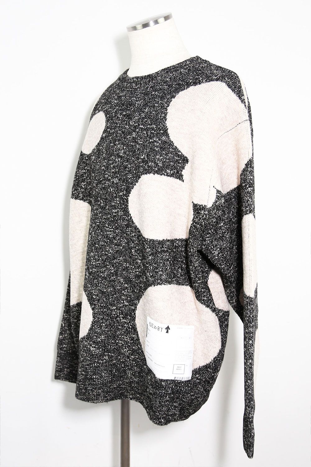 ドット模様リラックスフィットニット / Polka Pattern Knit Top / グレー×ベージュ / ag-8011