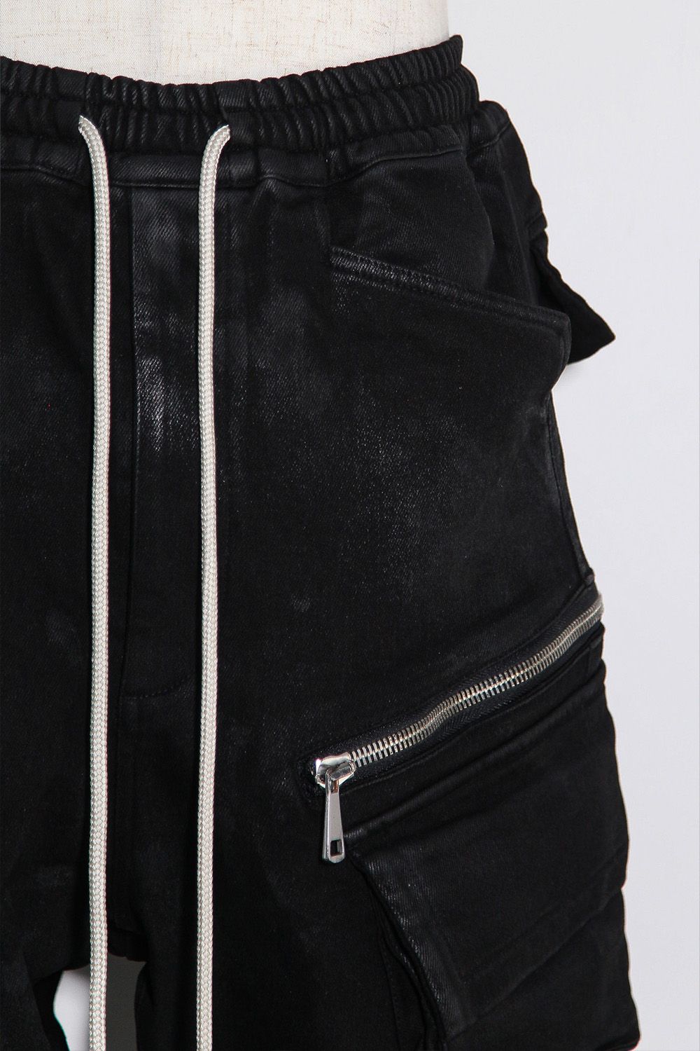 【コーティングあり】ベルトカーゴジョガーデニム / COATED BELT CARGO JOGGER DENIM / ブラック / ag-12064-2