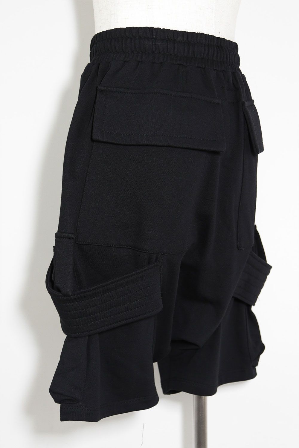 ベルトカーゴスウェットサルエルショーツ / Belt Cargo Sweat Sarouel Shorts / ブラック / ag-9046