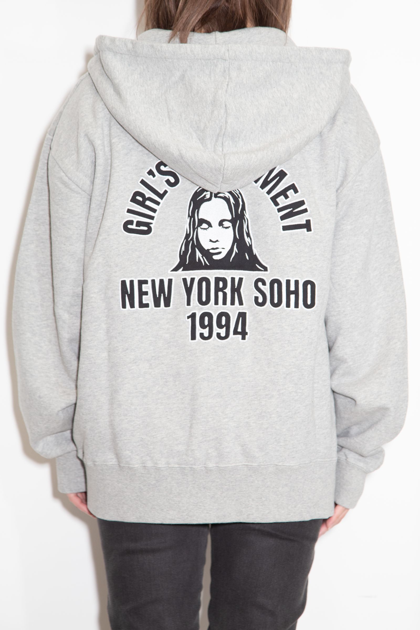 ARCH LOGO AND FACE PATCH ZIP UP SWEAT HOODIE / アッシュ