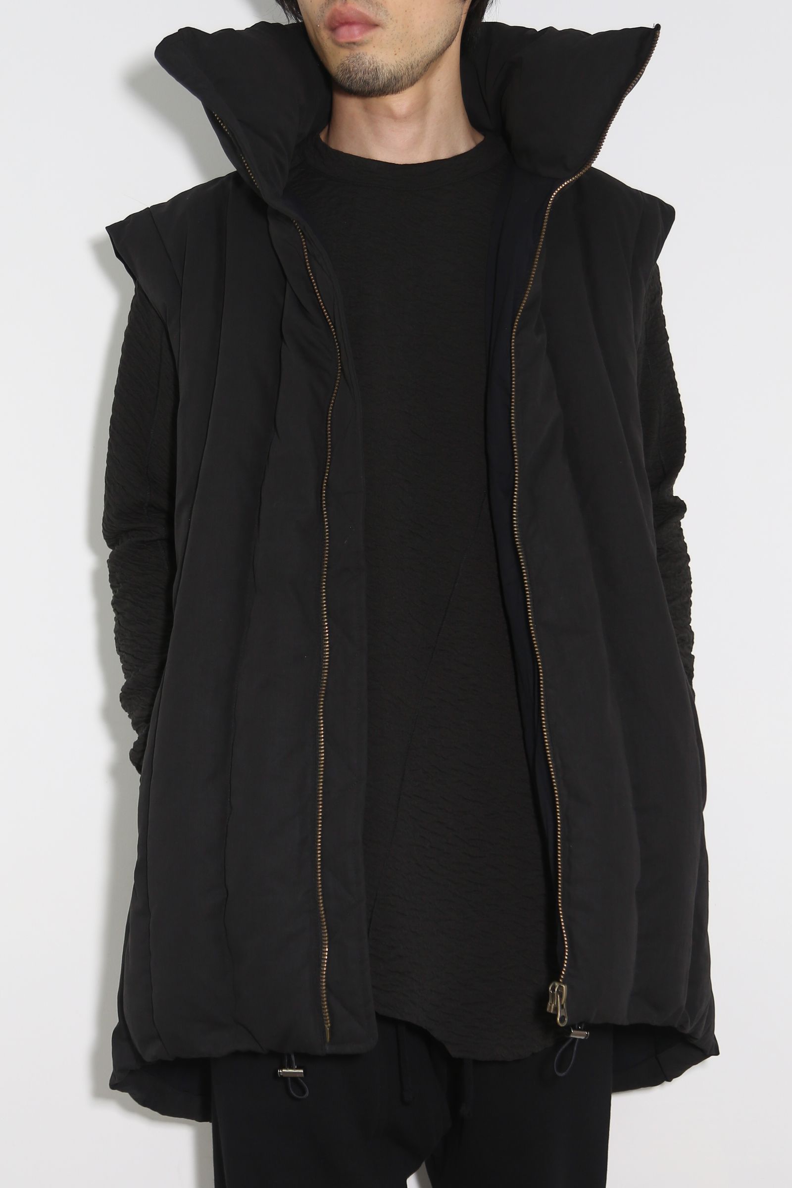 IGH NECK VEST 223-637 / ハイネックベスト / ブラック