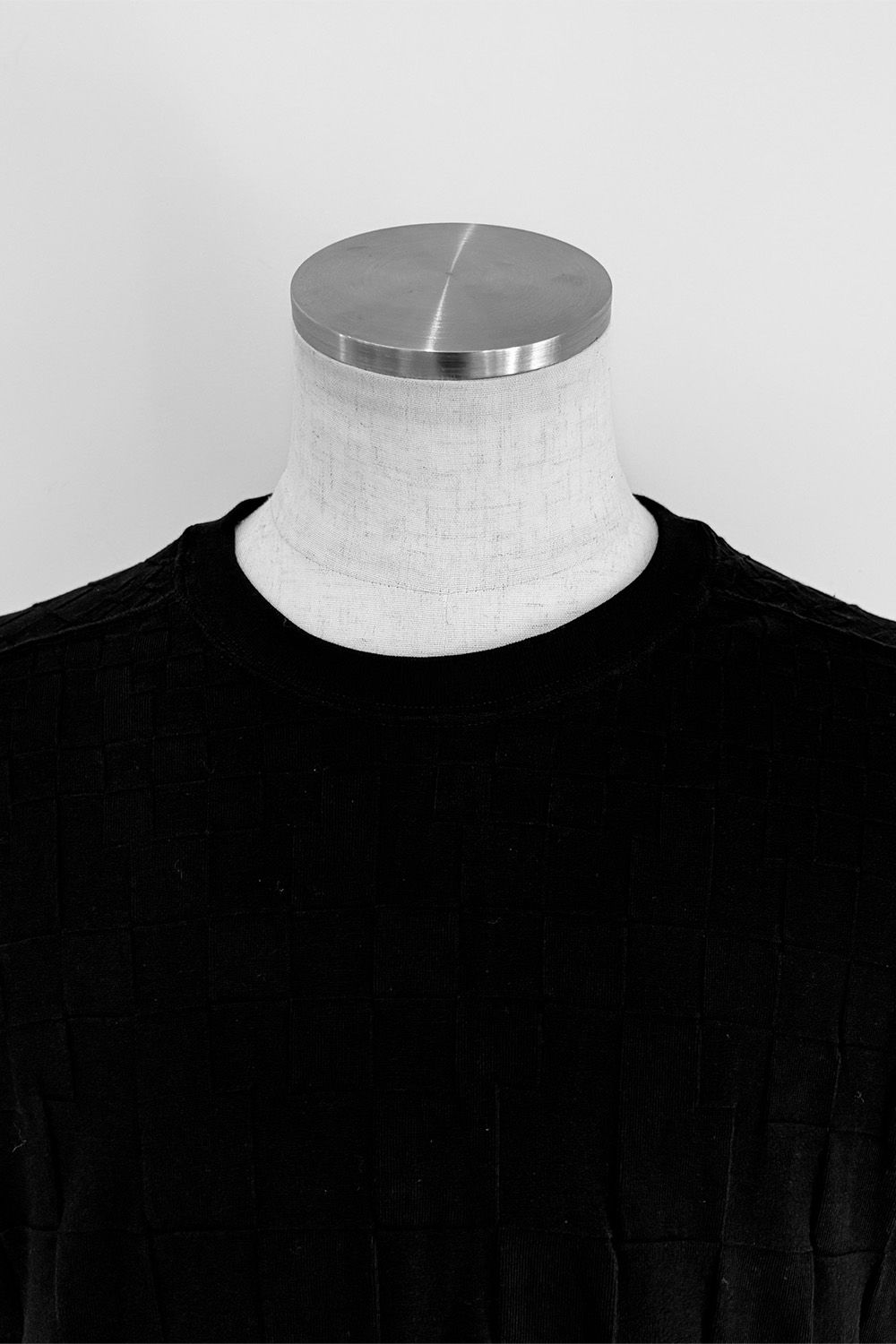GRADIENT PLAID PATTERN JUMBO TEE / ブラック