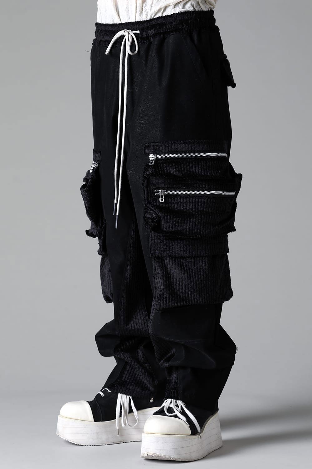 CARGO WIDE PANTS / ブラック