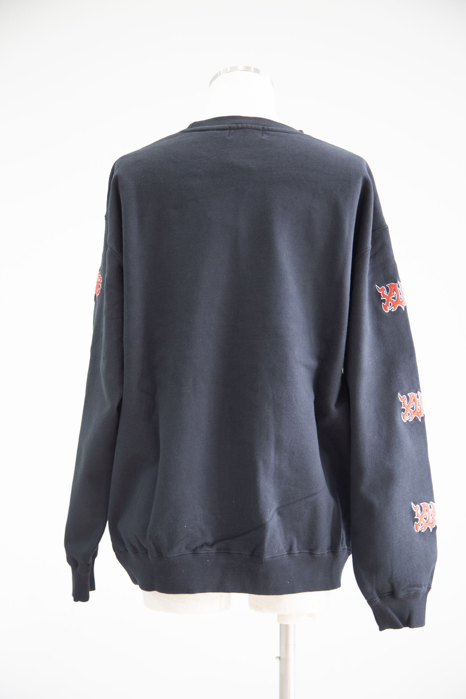 METAL CREWNECK SWEATSHIRT / ブラック