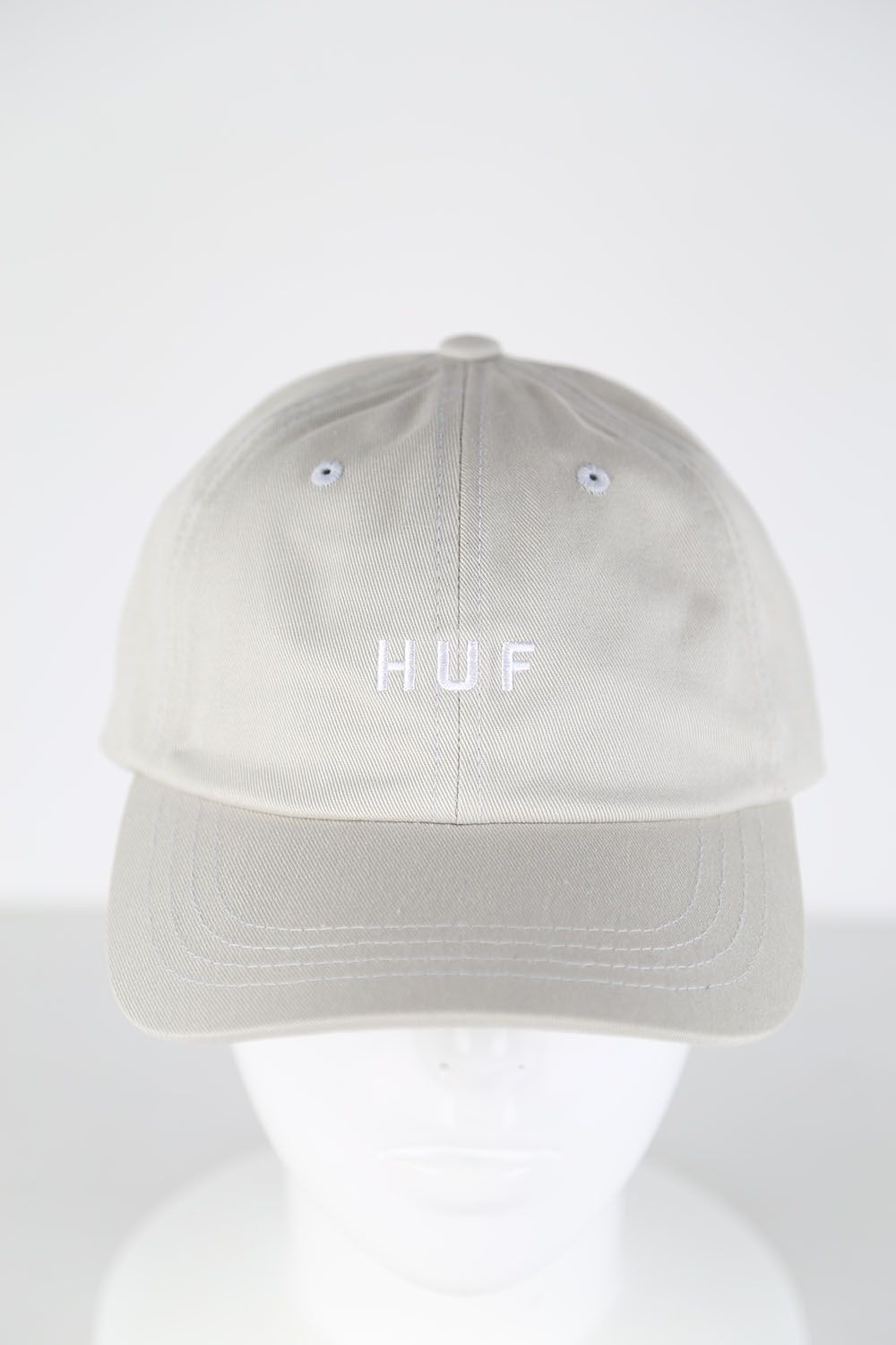 ESSENTIALS OG LOGO CV HAT / ストーン