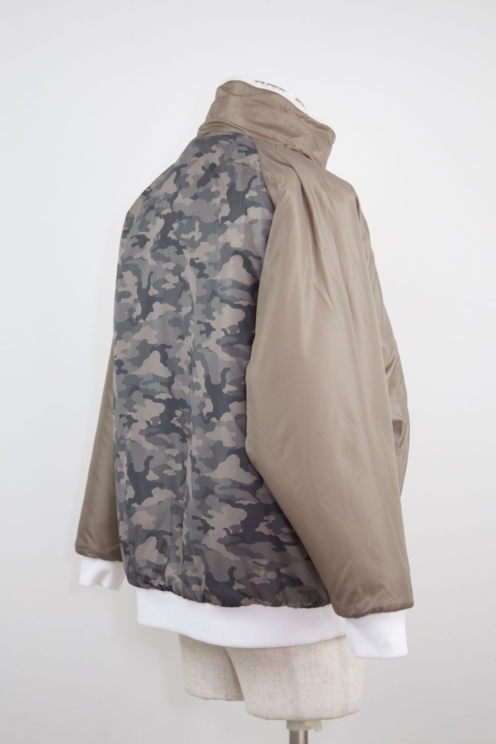 [ラスト1点 サイズ3] REVERSIBLE BOA BLOUSON / ホワイト