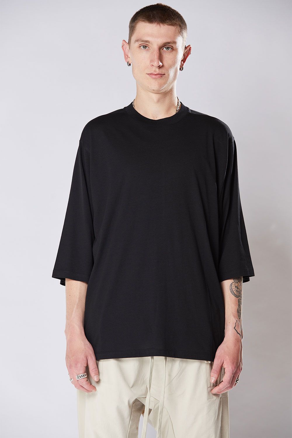 ルーズフィットTシャツ / ブラック