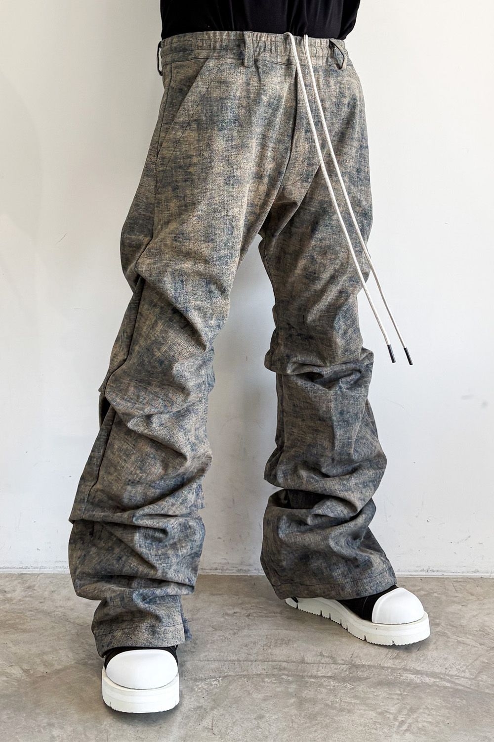 [ラスト1点 サイズ2] BLENDED SHADES DENIM TUCK BOOTS CUT PT / スチールブルー