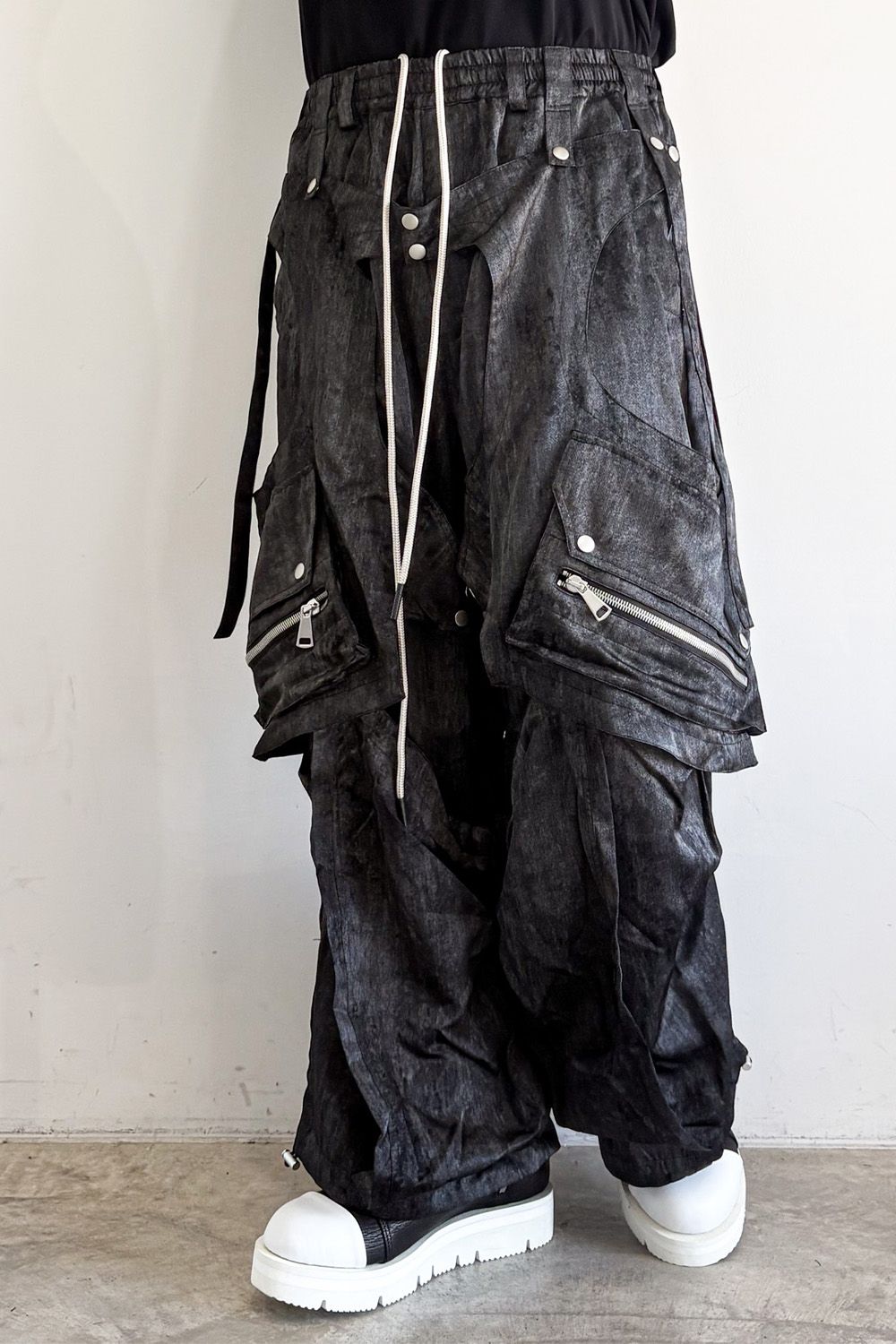 PARACHUTE CARGO WIDE / ブラック