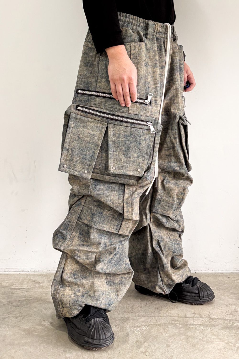 BLENDED SHADES DENIM CARGO TUCK WIDE PT / スチールブルー