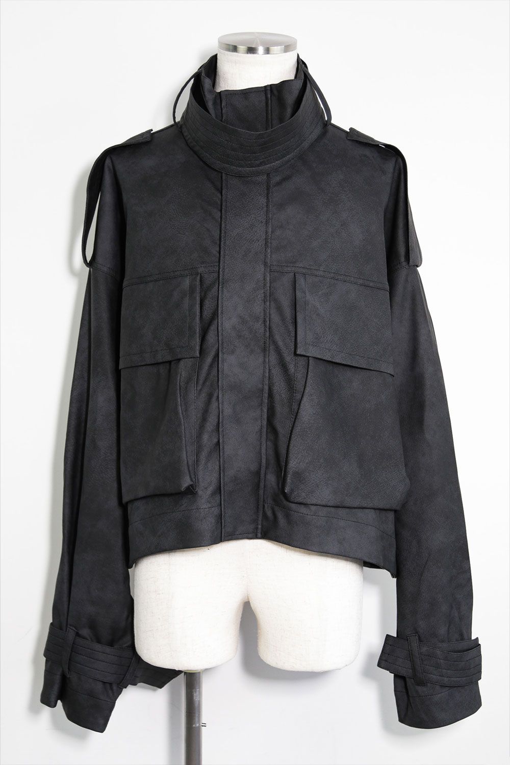 シンセティックレザーミリタリーブルゾン / Synthetic Leather Cropped Military Blouson / ブラック / ag-10026-3
