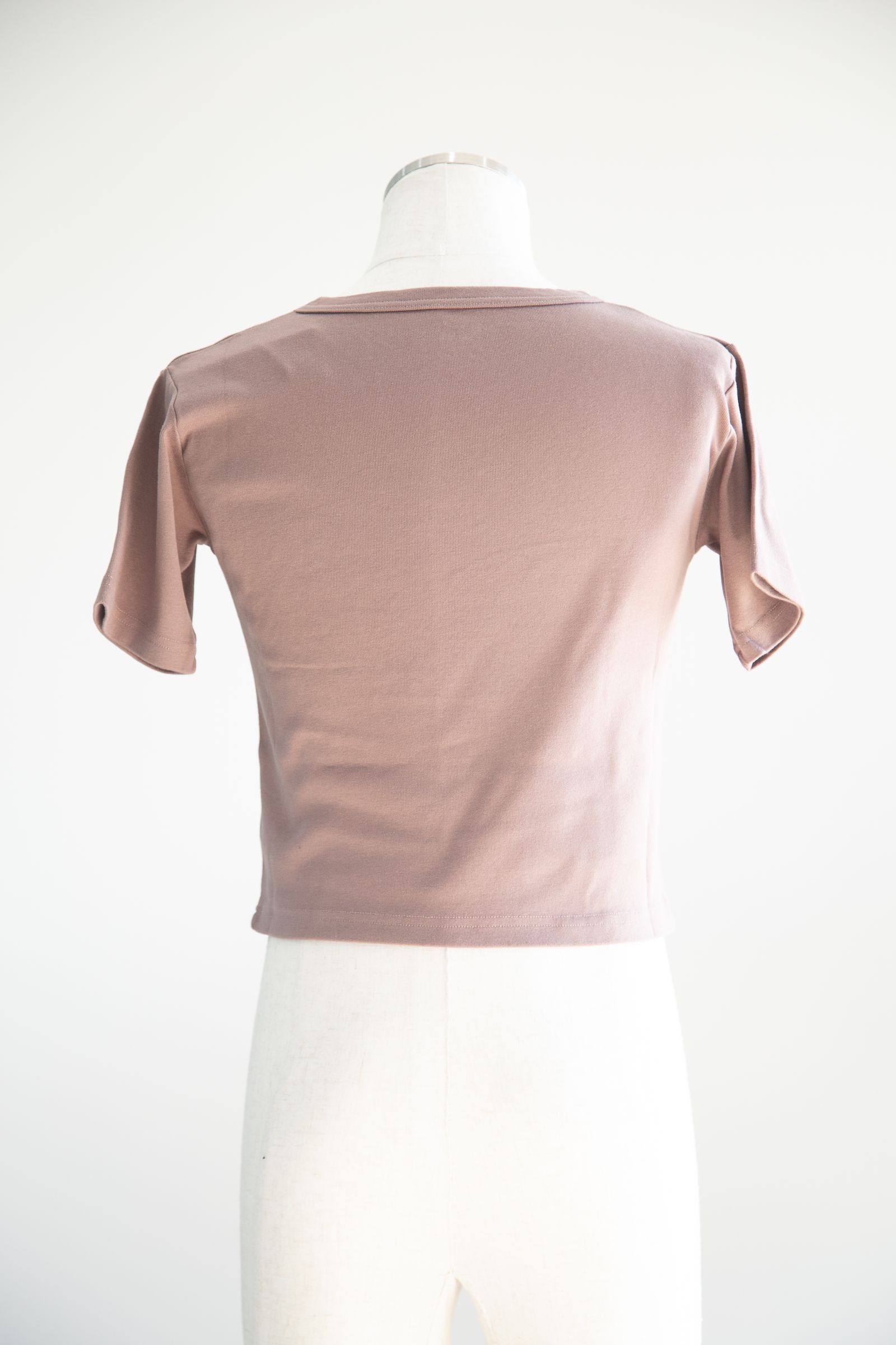 CHENILLE EMBROIDERED LOGO S/S TOP / ブラウン