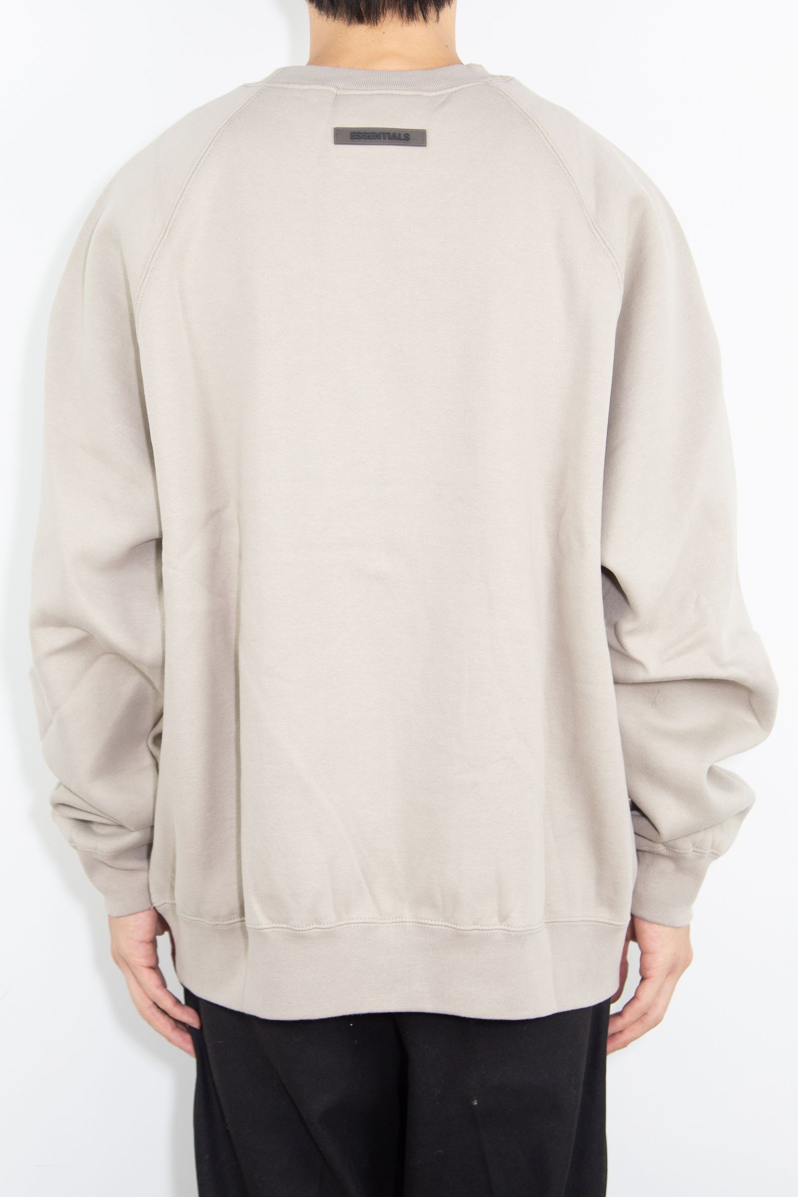 FOG ESSENTIALS - 21FW ONE POINT LOGO CREW SWEAT / ブラック | Tempt