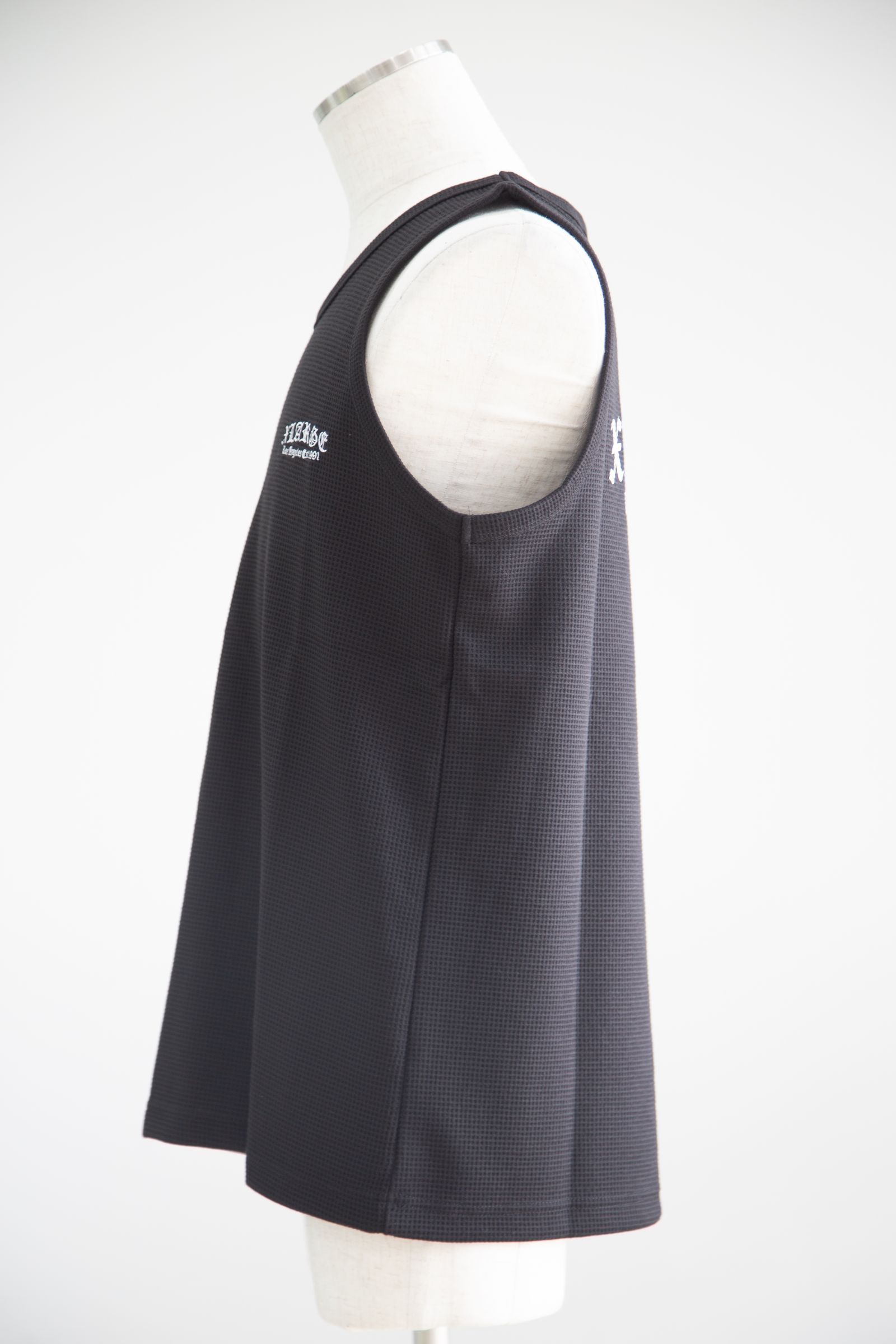 OLD ENGLISH WAFFLE TANK TOP / ブラック
