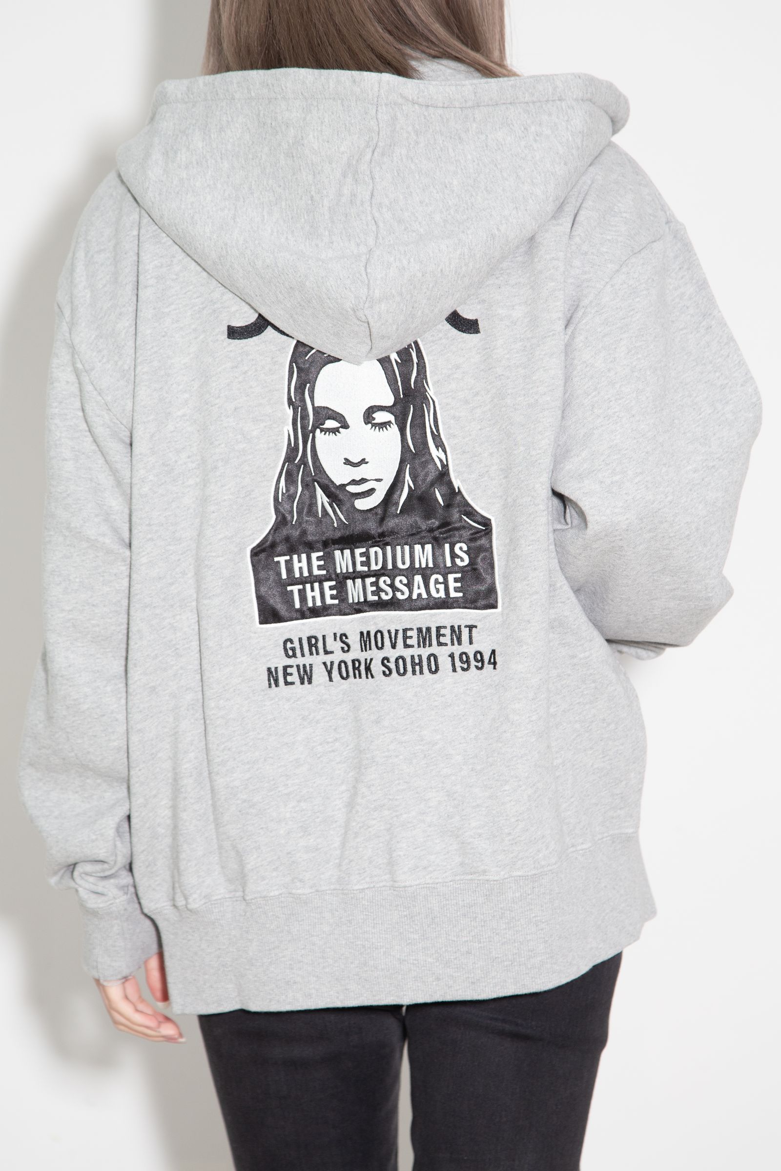 FACE PATCH AND LOGO ZIP UP SWEAT HOODIE / アッシュ