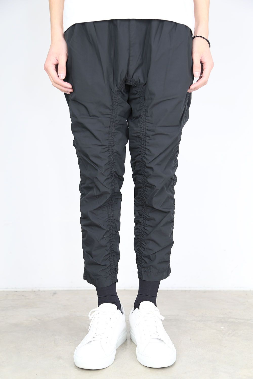 RIPVANWINKLE - CROPPED EASY PANTS / ブラック | Tempt