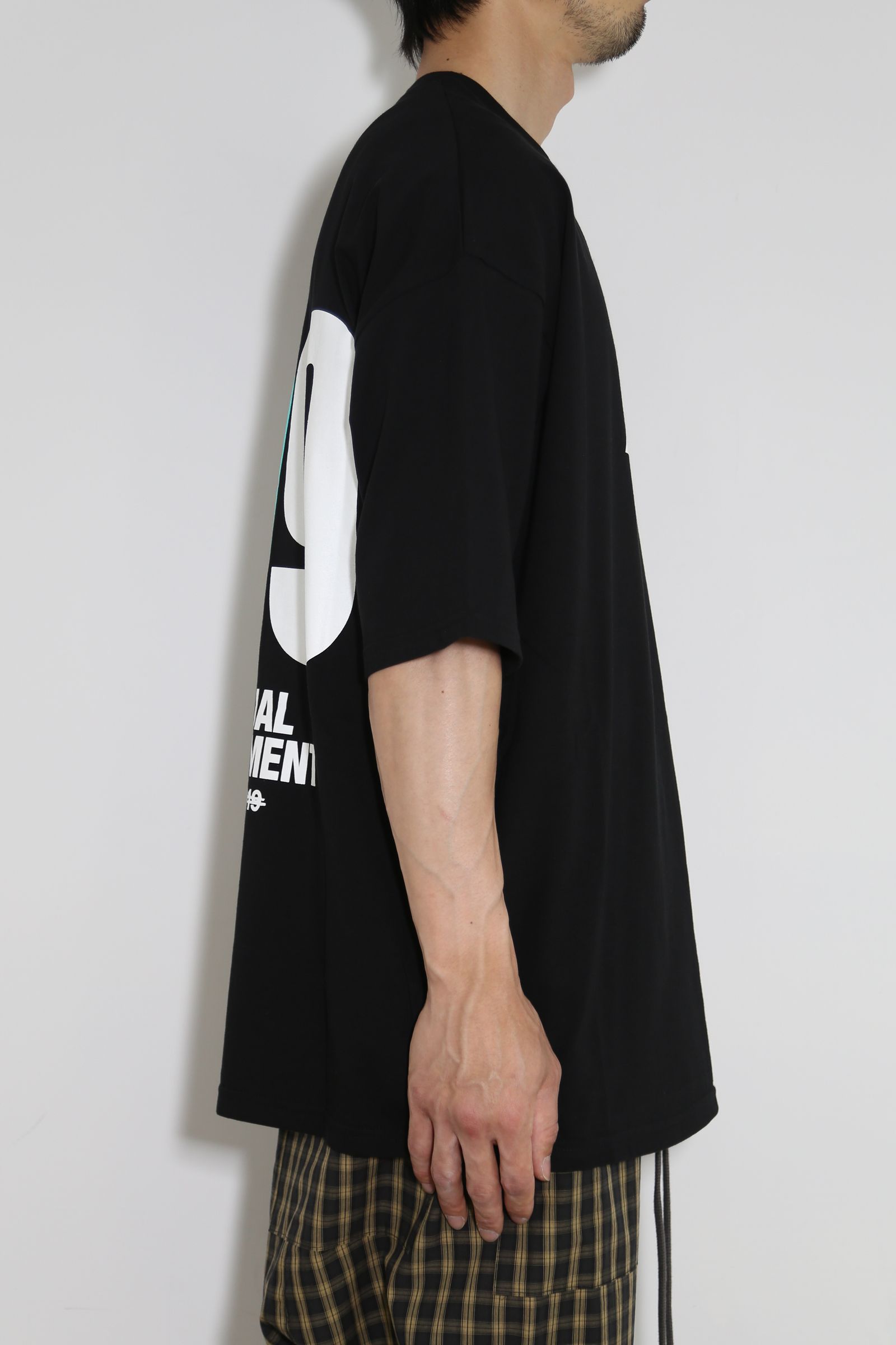 A.F ARTEFACT - 919ナンバープリントオーバーサイズTシャツ
