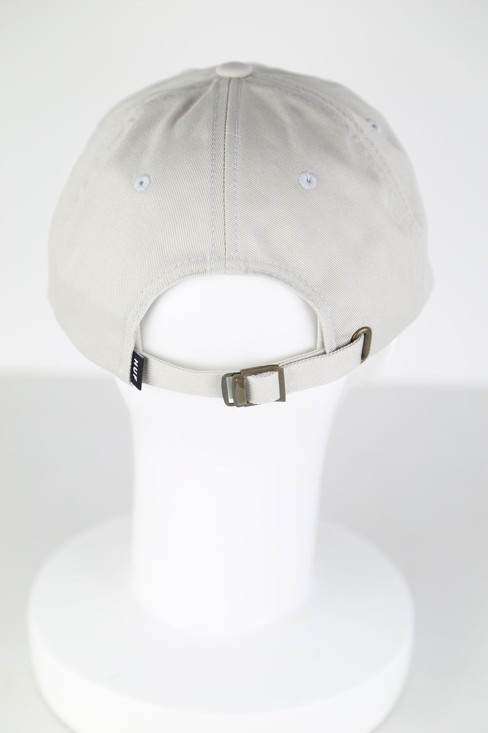 ESSENTIALS OG LOGO CV HAT / ストーン